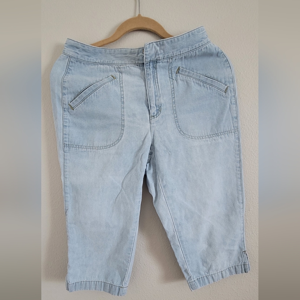 Liz Claiborne Light Blue Denim Jeans